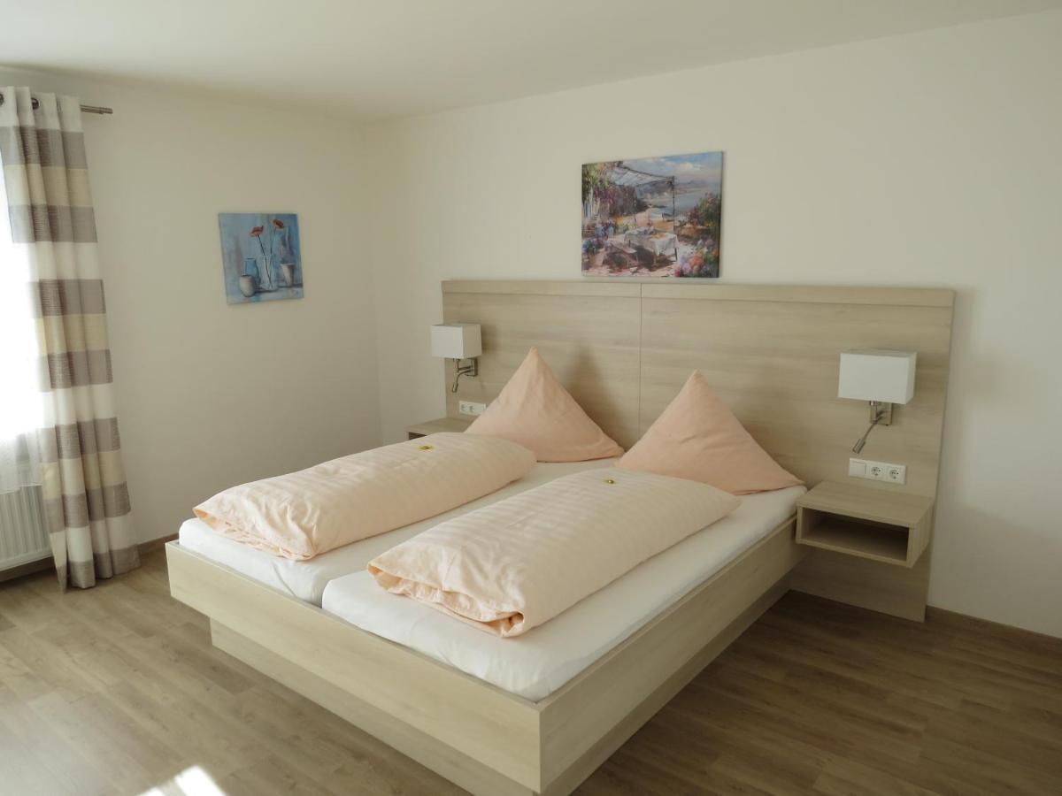 Buechelsteiner Hof Otel Grattersdorf Dış mekan fotoğraf
