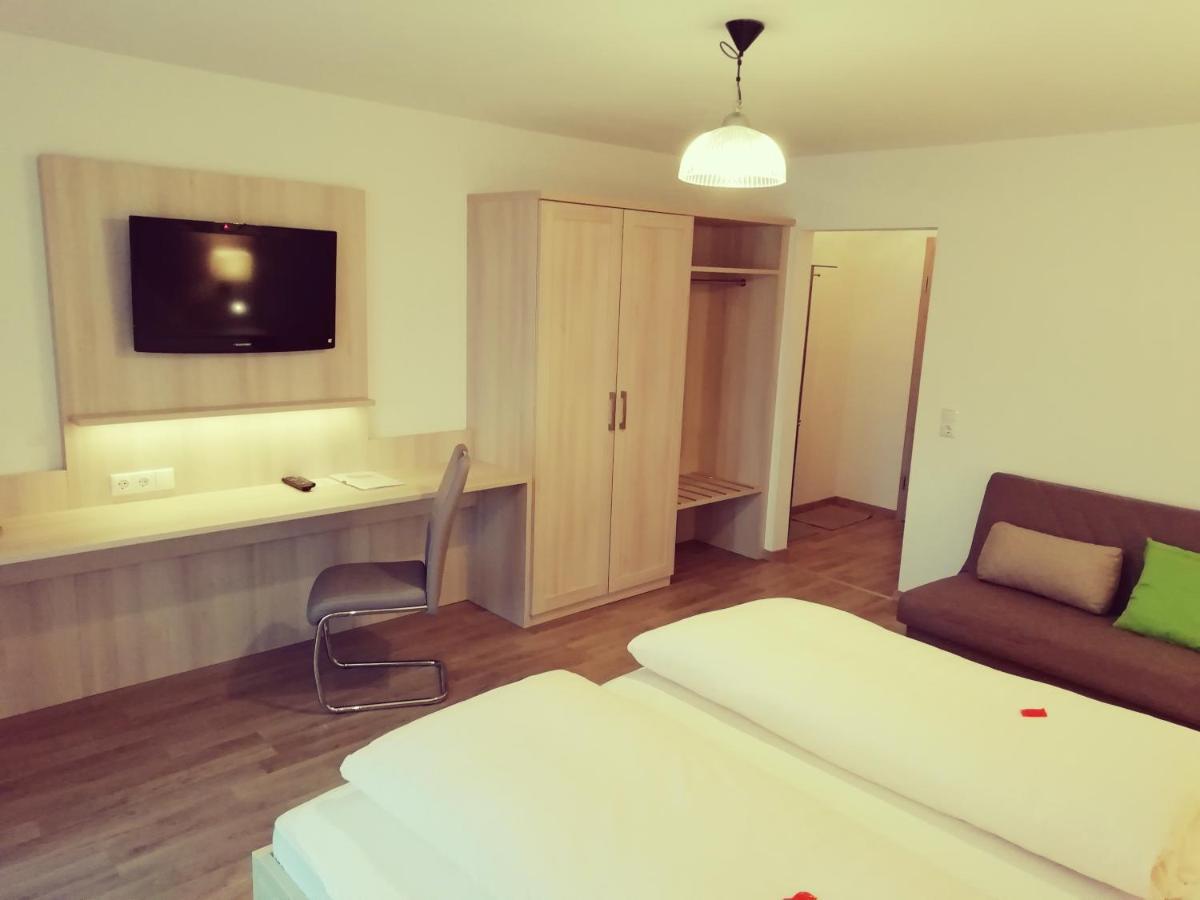 Buechelsteiner Hof Otel Grattersdorf Dış mekan fotoğraf